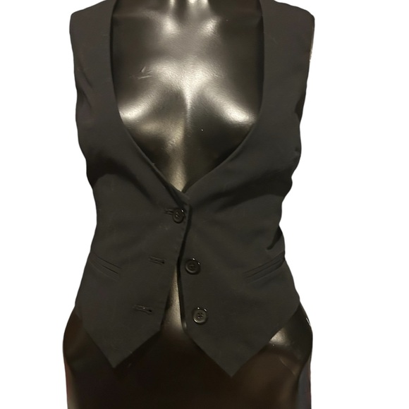 Mossimo black vest. 3 buttons, front non working pockets. Lace up back - Picture 3 of 5